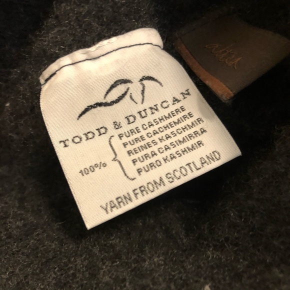 Altea Crew Neck Cashmere Sweater Dark Grey - Picture 5 of 5